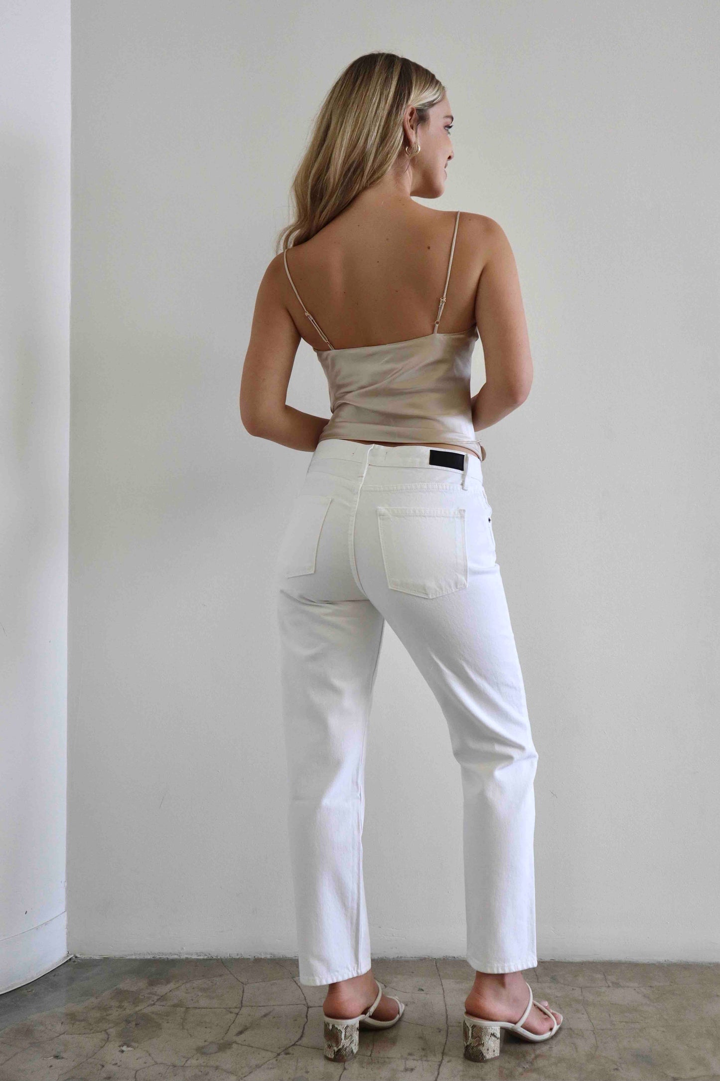 Easy Boyfriend Jeans (White)