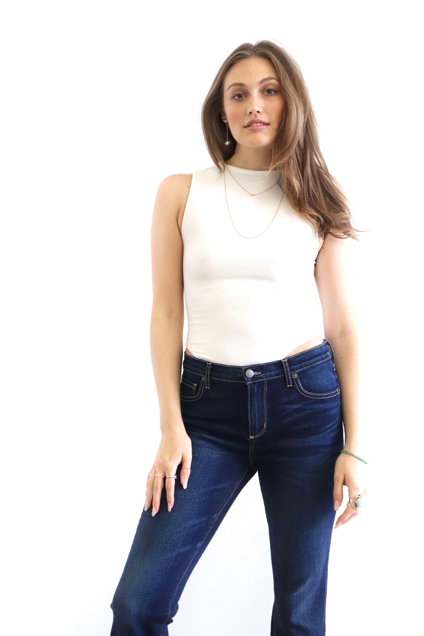 Marilyn High Rise (Dark wash indigo)