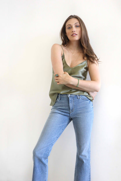 Marilyn High Rise (Light wash indigo)
